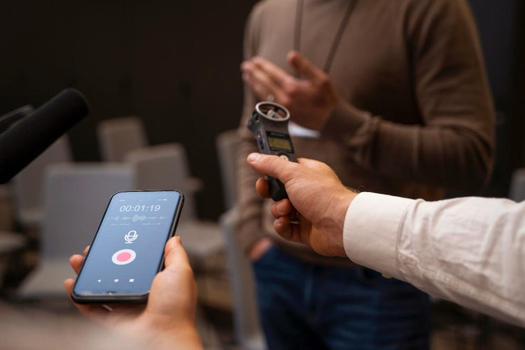 Best Voice Recording Apps for Android & iPhone: AI Features Compared